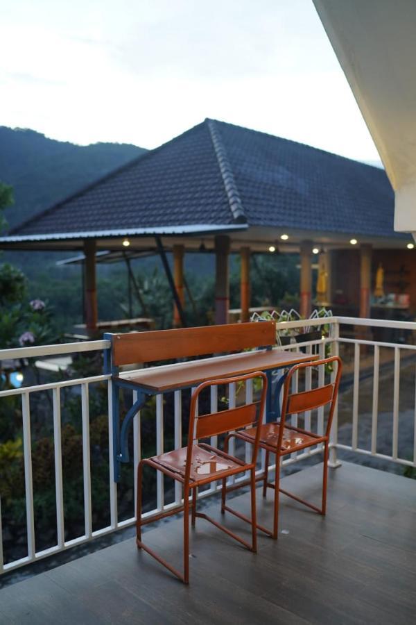 Ling & Louie'S Mountain Villa Mayong ภายนอก รูปภาพ